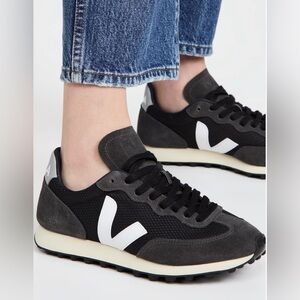 Veja rio Branco black/white/Oxford grey size us 9 eur 40.